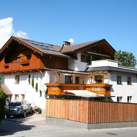 Apartment Christian By Interhome Fuegen Luaran gambar