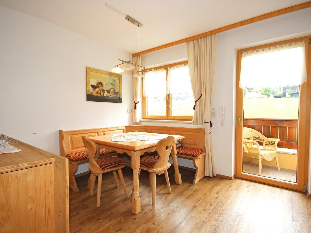 Apartment Christian By Interhome Fuegen Luaran gambar
