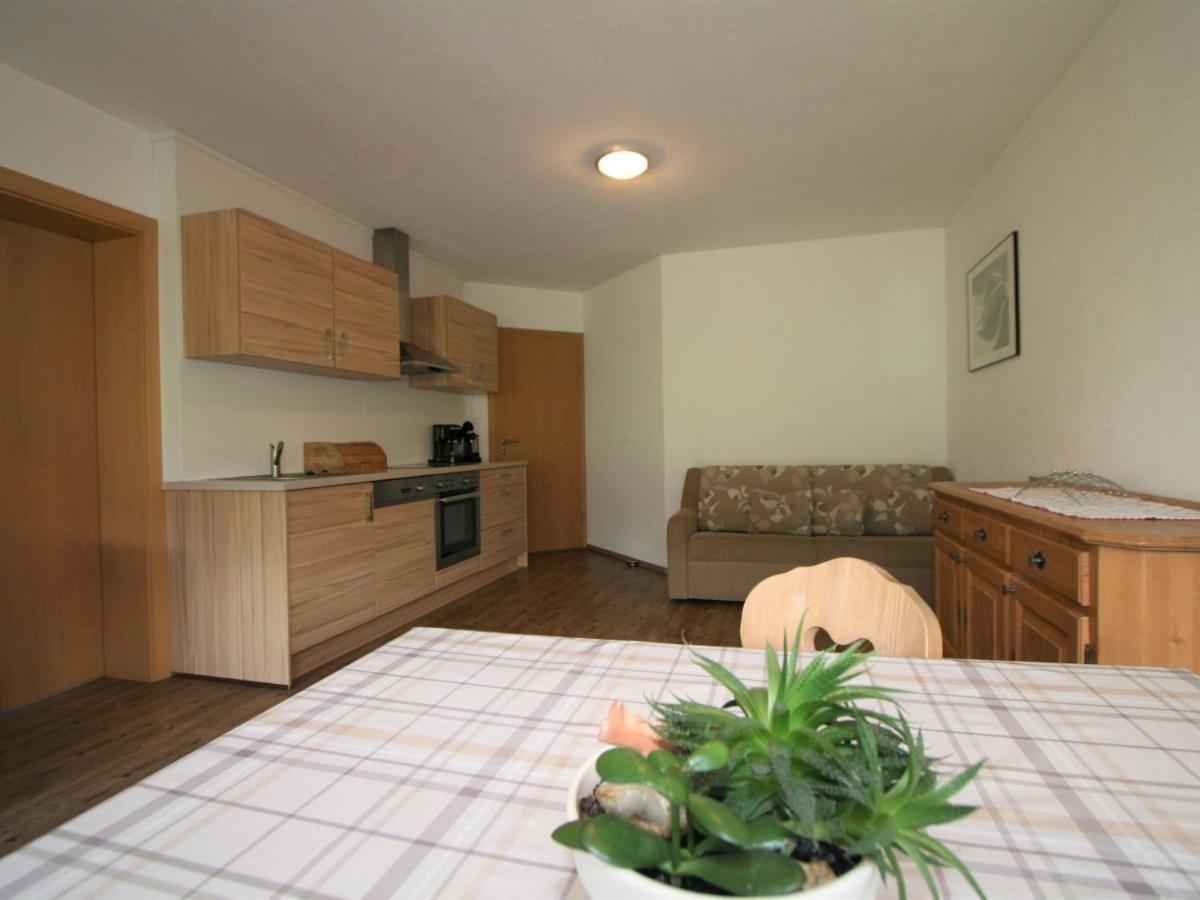 Apartment Christian By Interhome Fuegen Luaran gambar