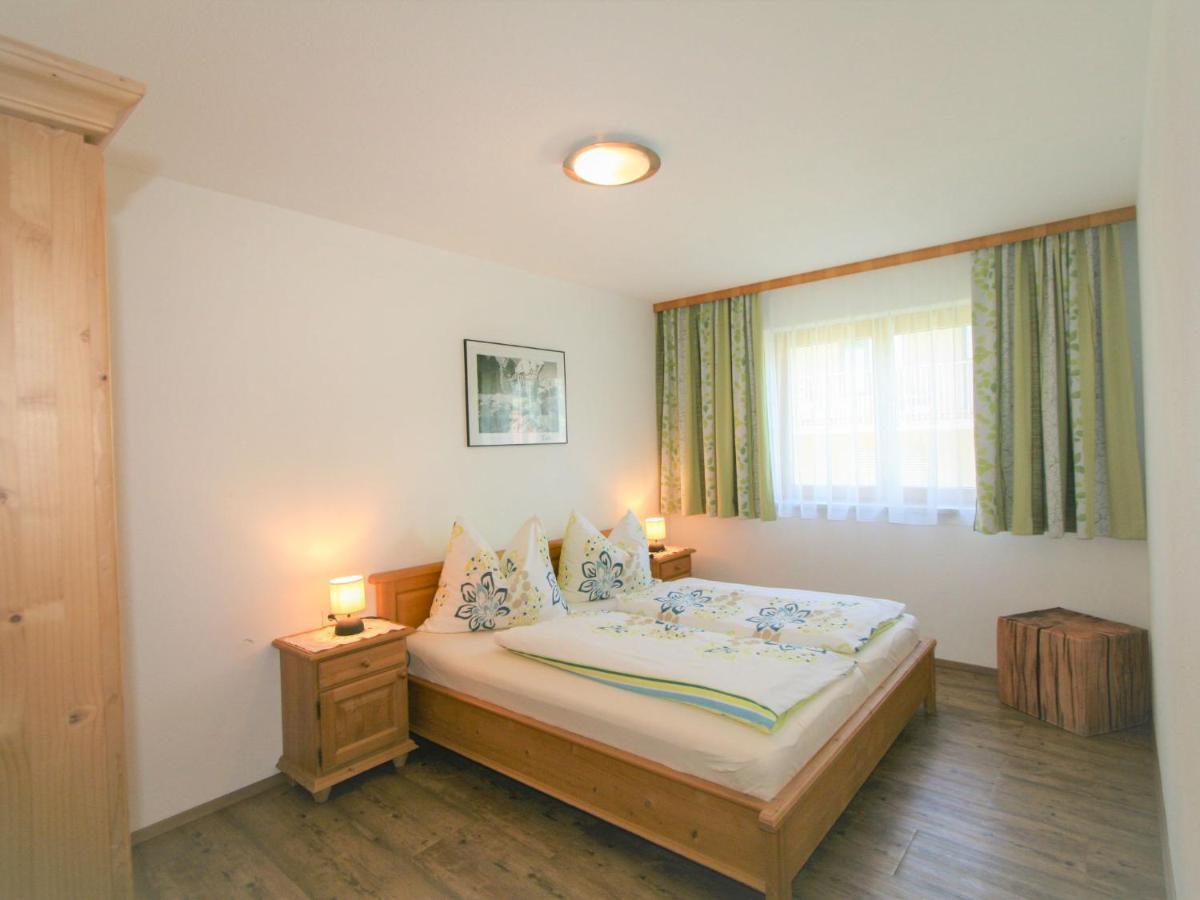 Apartment Christian By Interhome Fuegen Luaran gambar
