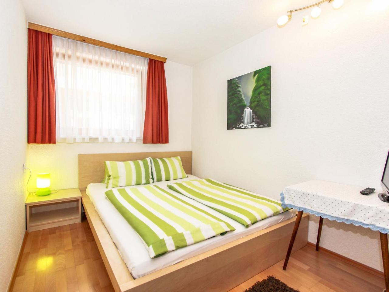 Apartment Christian By Interhome Fuegen Luaran gambar