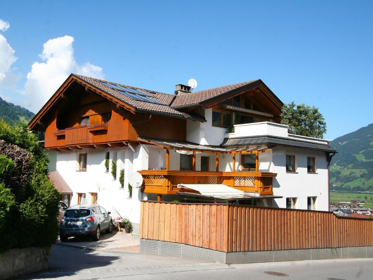 Apartment Christian By Interhome Fuegen Luaran gambar